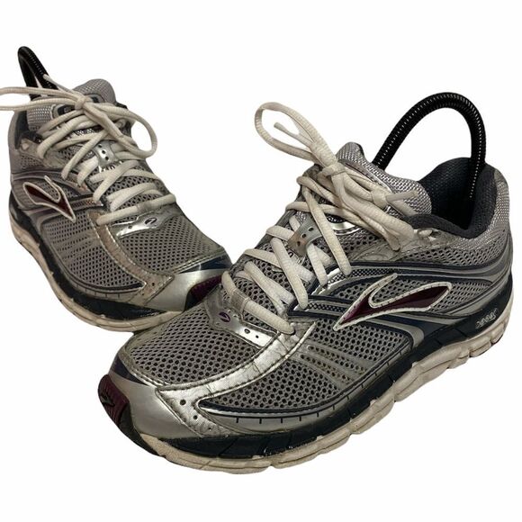 Brooks Women's Addiction 10 Running Shoe size 7 A20 - Picture 1 of 10